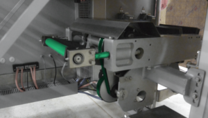 Servo-cross-seal-1-300x171